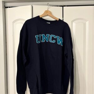 Men’s XL Champion UNCW Navy Blue Sweater